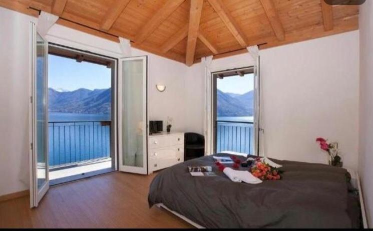Appartement Luxury Attico With Big Terrace à Argegno Extérieur photo