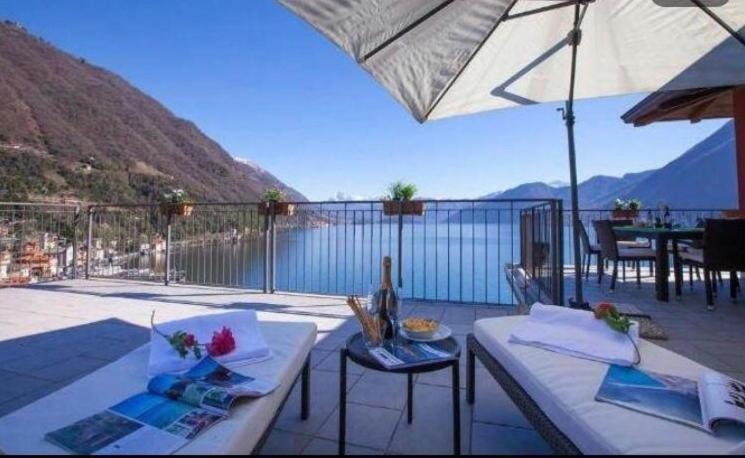 Appartement Luxury Attico With Big Terrace à Argegno Extérieur photo
