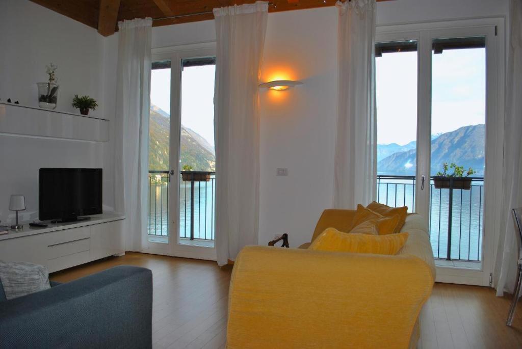Appartement Luxury Attico With Big Terrace à Argegno Extérieur photo